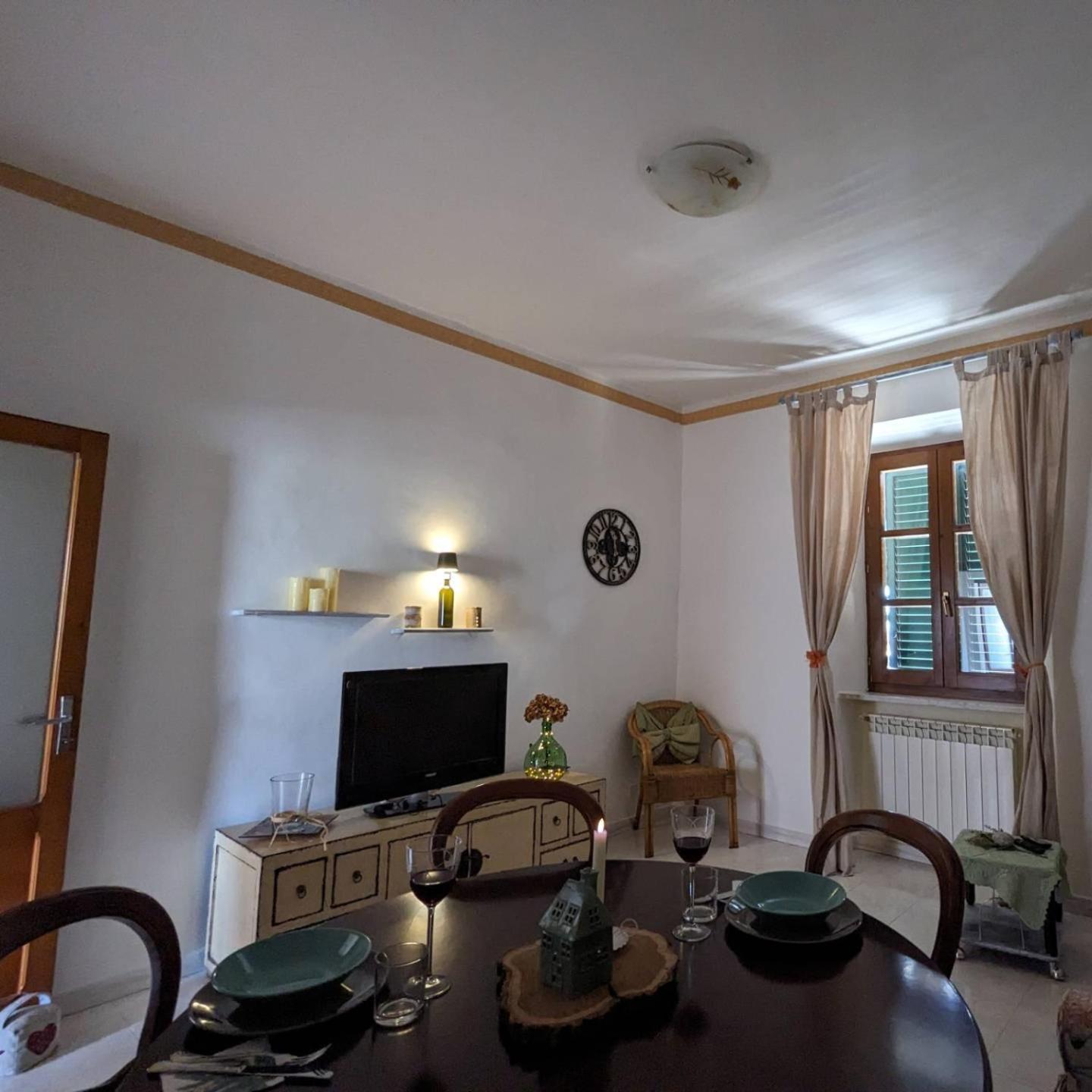 Casa Lucy Apartment Питиляно Екстериор снимка